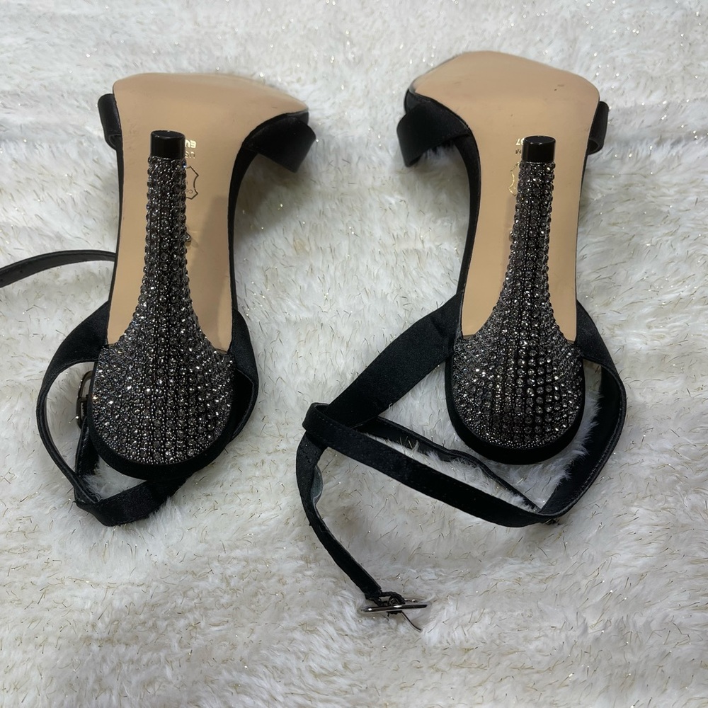 Shoes - Picture 3 of 3